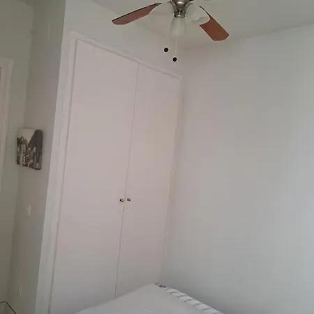 Luminoso Cerca De La Playa De Apartment Tossa de Mar